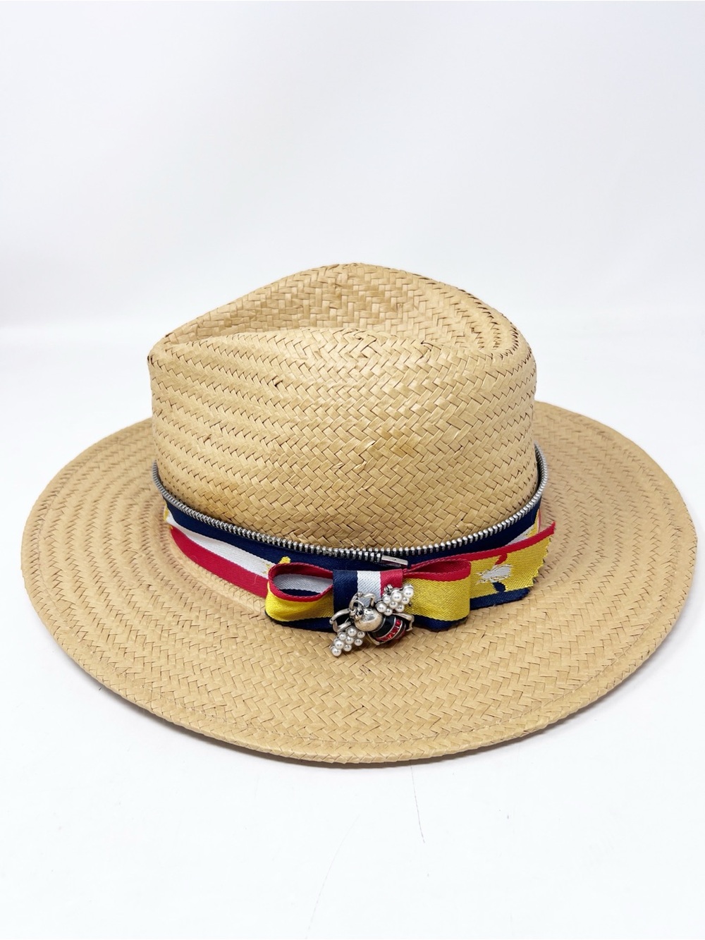 RIATA DESIGNS ALL ABUZZ RAFFIA SYRAW FEDORA HAT BEE CHARM AND RIBBON